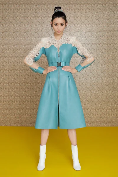 Look 44